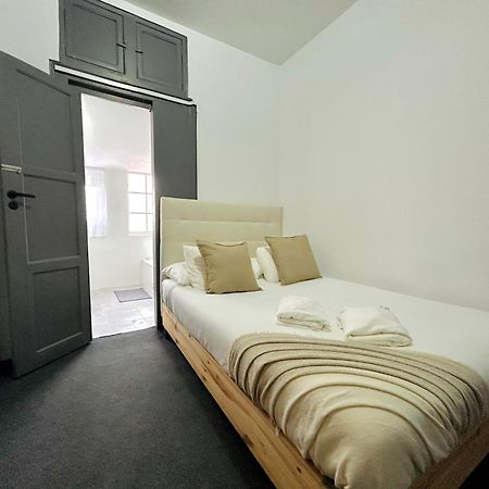 Low Cost Arroios Rooms リスボン エクステリア 写真