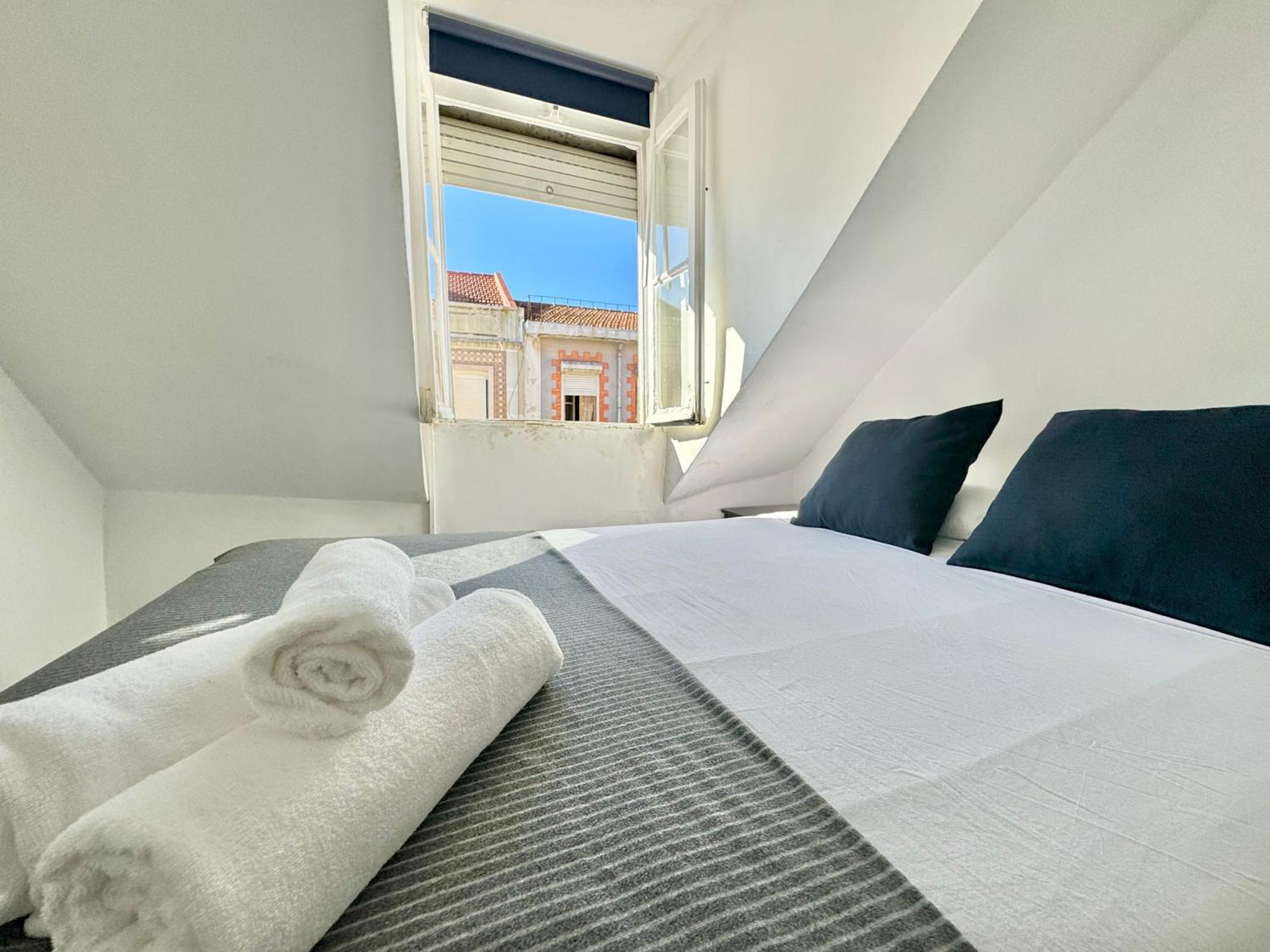 Low Cost Arroios Rooms リスボン エクステリア 写真