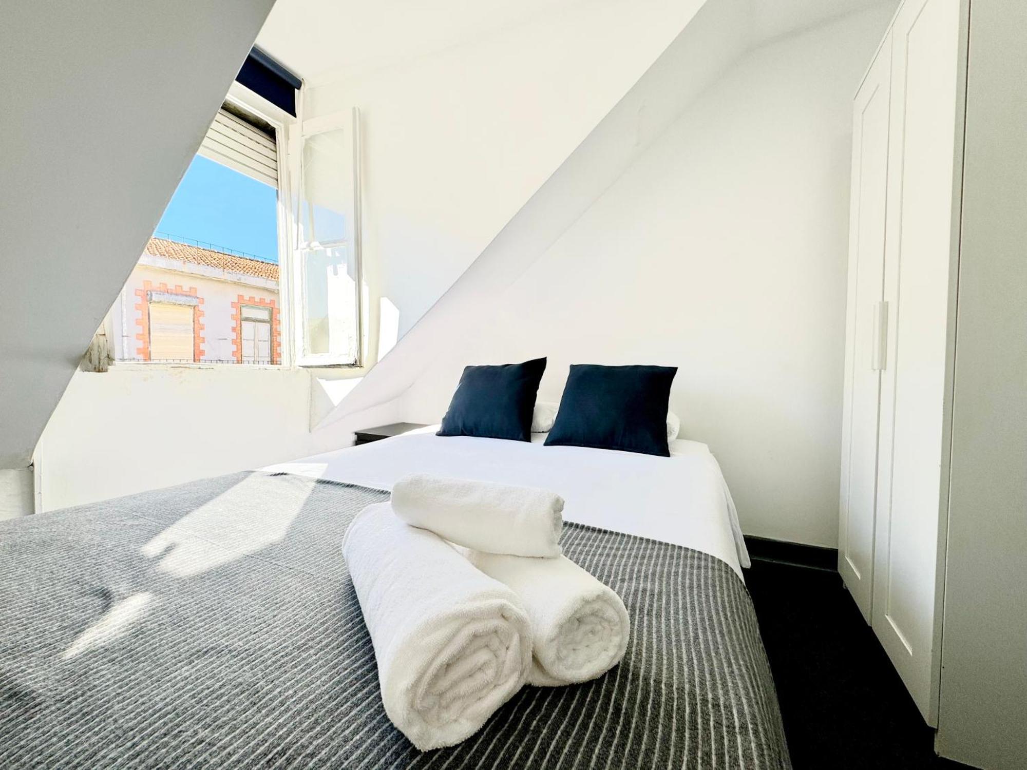 Low Cost Arroios Rooms リスボン エクステリア 写真