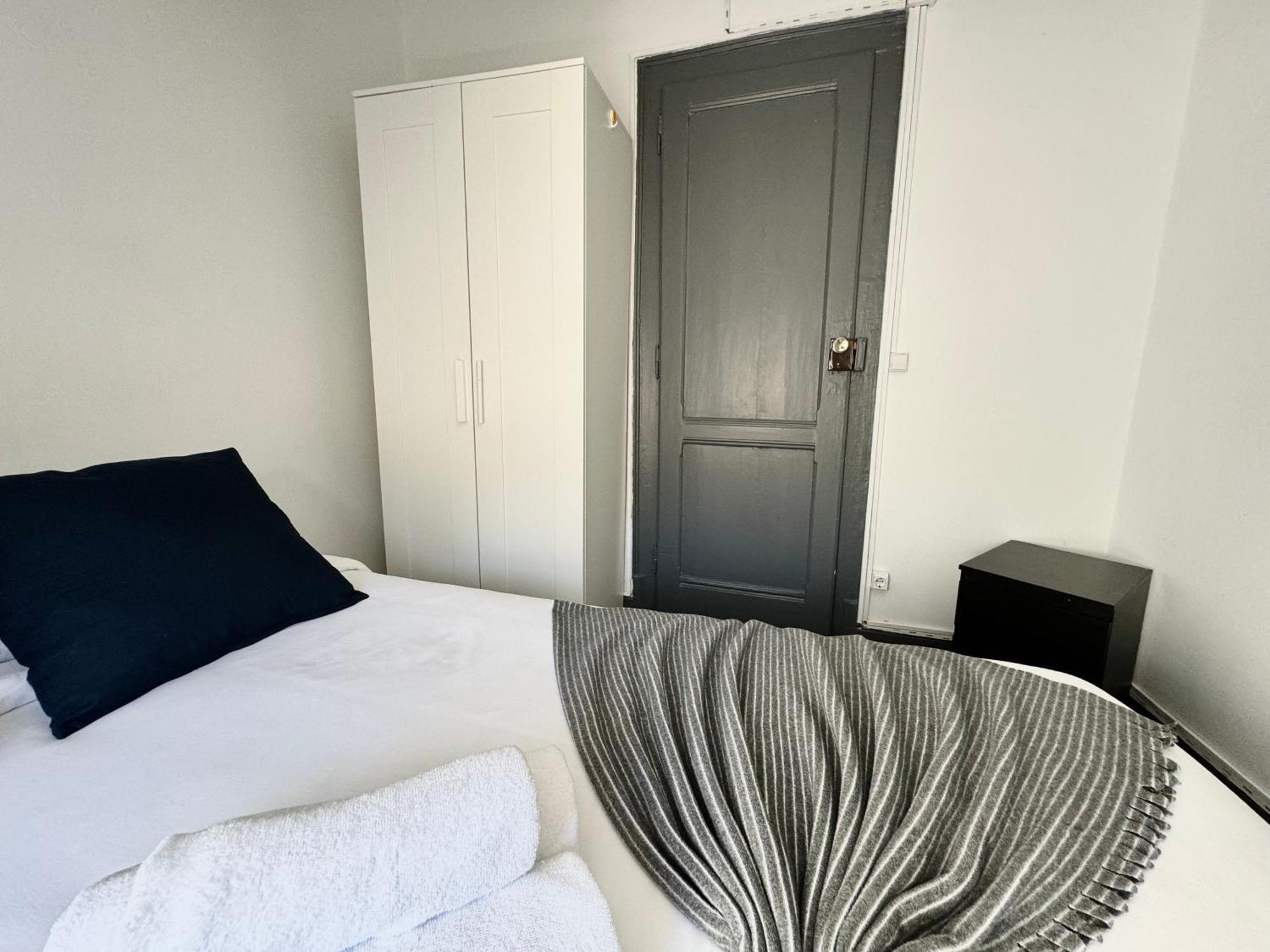 Low Cost Arroios Rooms リスボン エクステリア 写真