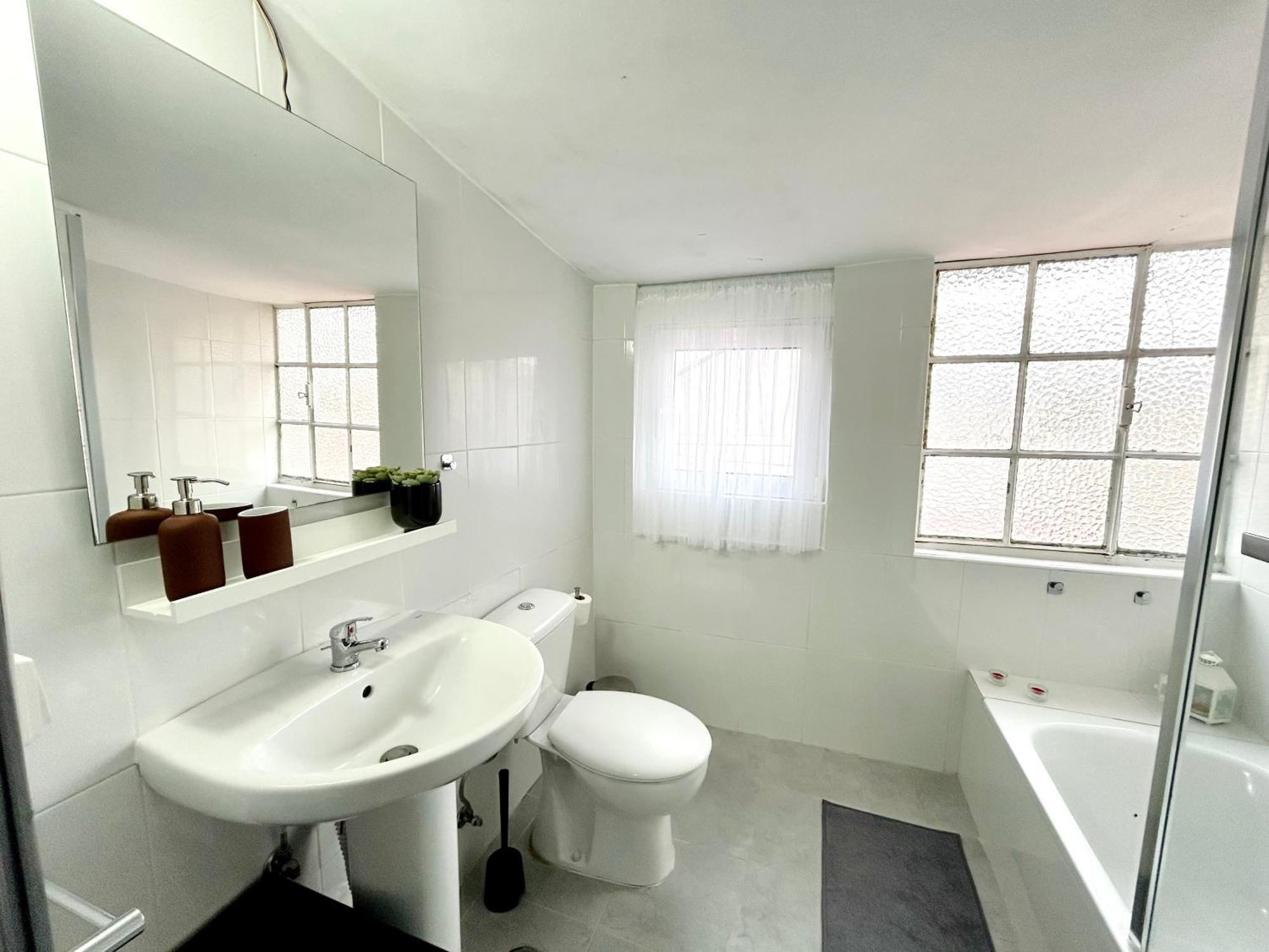 Low Cost Arroios Rooms リスボン エクステリア 写真